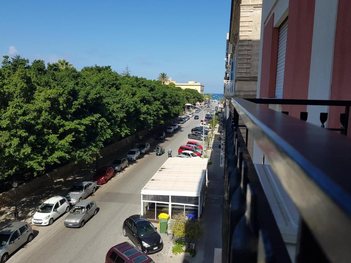 B&B Trapani Mare エクステリア 写真